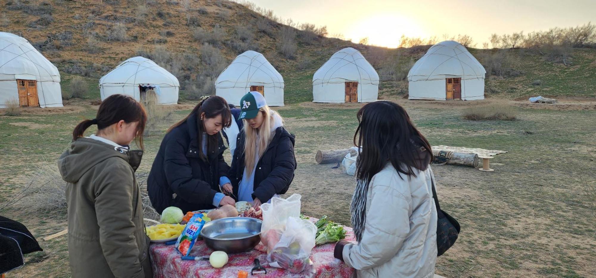 Hotel Kyzylkum Safari Yurt Camp Nurota Zewnętrze zdjęcie